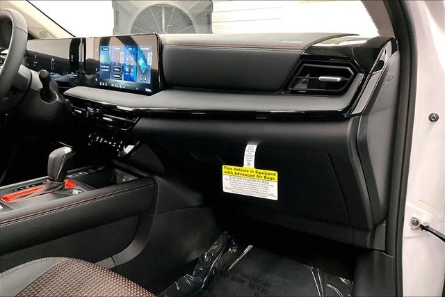 2026 Nissan Kicks SR AWD - Premium and Cold Weather Packages