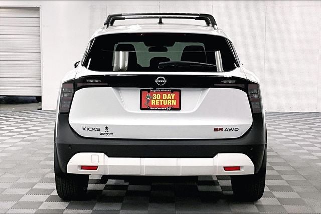 2026 Nissan Kicks SR AWD - Premium and Cold Weather Packages