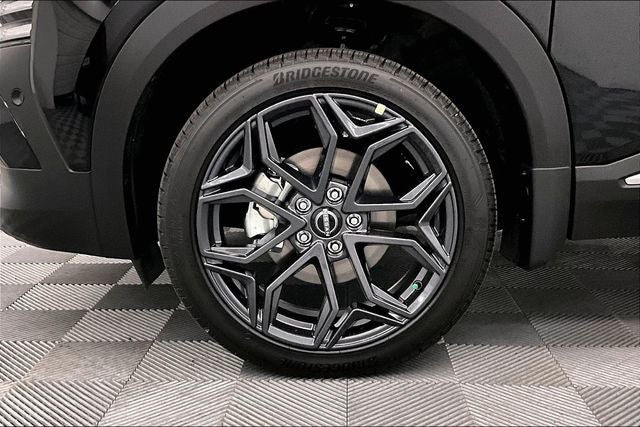 2026 Nissan Kicks SR AWD - Premium and Cold Weather Packages