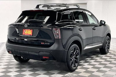 2026 Nissan Kicks SR AWD - Premium and Cold Weather Packages