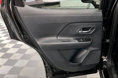 2026 Nissan Kicks SR AWD - Premium and Cold Weather Packages