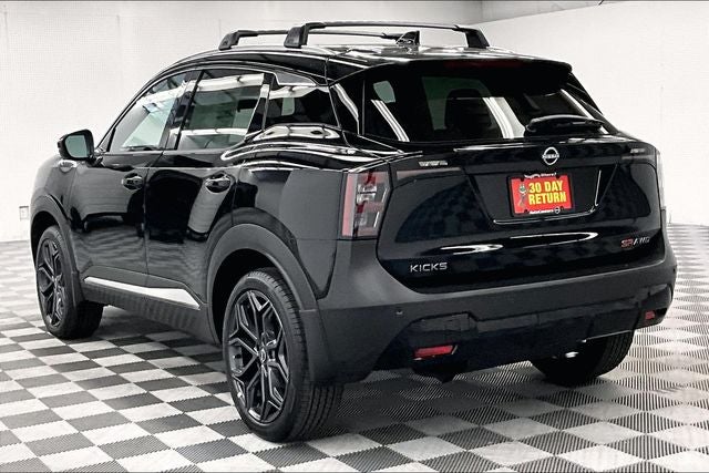 2026 Nissan Kicks SR AWD - Premium and Cold Weather Packages