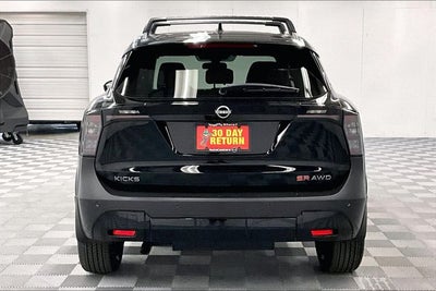 2026 Nissan Kicks SR AWD - Premium and Cold Weather Packages