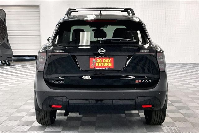 2026 Nissan Kicks SR AWD - Premium and Cold Weather Packages