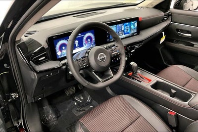 2026 Nissan Kicks SR AWD - Premium and Cold Weather Packages