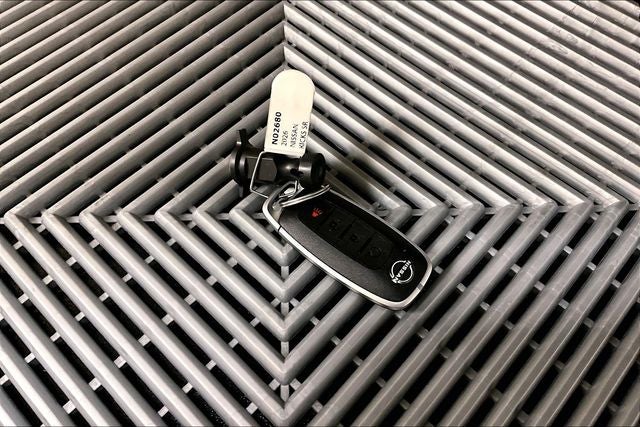 2026 Nissan Kicks SR AWD - Premium, Cold Weather, Electronics, Illumina