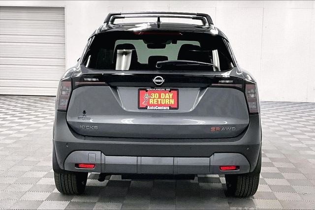 2026 Nissan Kicks SR AWD - Premium, Cold Weather, Electronics, Illumina