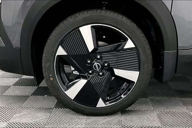 2026 Nissan Kicks SR AWD - Premium, Cold Weather, Electronics, Illumina