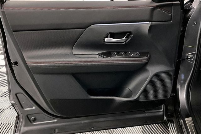 2026 Nissan Kicks SR AWD - Premium, Cold Weather, Electronics, Illumina