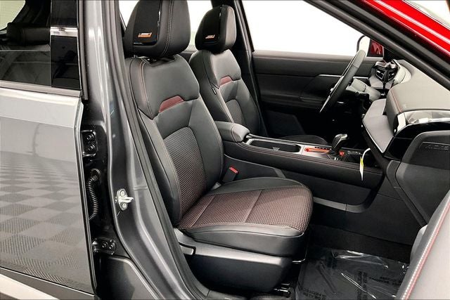 2026 Nissan Kicks SR AWD - Premium, Cold Weather, Electronics, Illumina