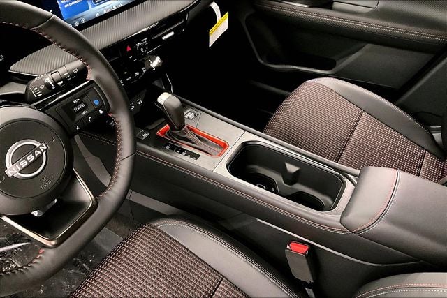 2026 Nissan Kicks SR AWD - Premium, Cold Weather, Electronics, Illumina