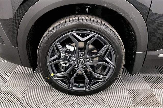 2026 Nissan Kicks SR AWD - Premium and Cold Weather Packages