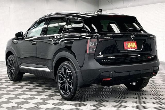2026 Nissan Kicks SR AWD - Premium and Cold Weather Packages