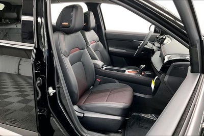 2026 Nissan Kicks SR AWD - Premium and Cold Weather Packages