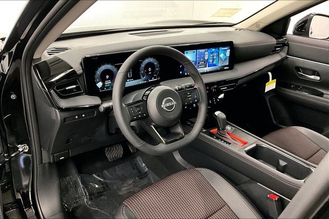 2026 Nissan Kicks SR AWD - Premium and Cold Weather Packages