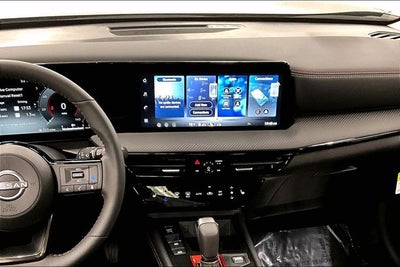 2026 Nissan Kicks SR AWD - Premium and Cold Weather Packages