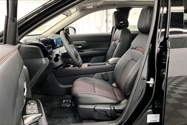 2026 Nissan Kicks SR AWD - Premium and Cold Weather Packages