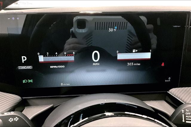 2025 Nissan Kicks SR AWD - Premium, Electronics, Illumination Pkgs