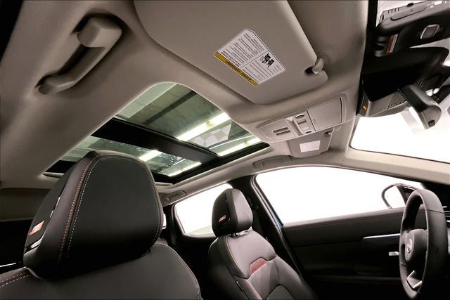 2025 Nissan Kicks SR AWD - Premium, Electronics, Illumination Pkgs