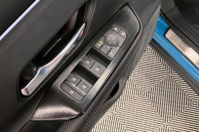 2026 Nissan Kicks SR AWD - Premium, Electronics, Cold Weather, Illumina
