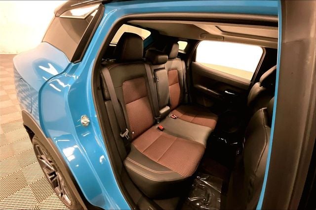 2026 Nissan Kicks SR AWD - Premium, Electronics, Cold Weather, Illumina