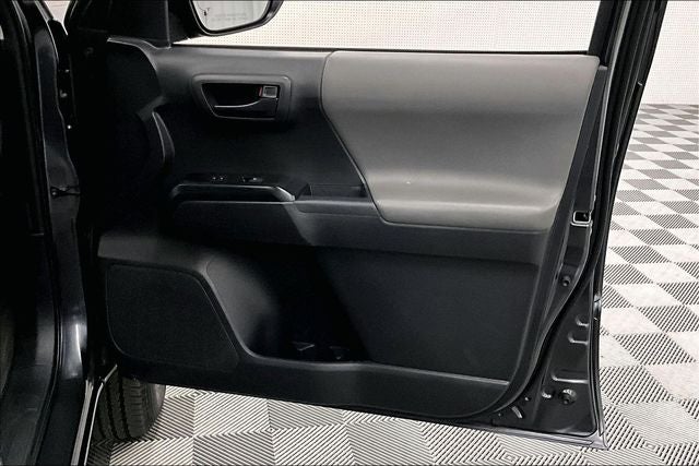 2023 Toyota Tacoma SR 4x4 - Adaptive Cruise - Apple CarPlay/Android Auto