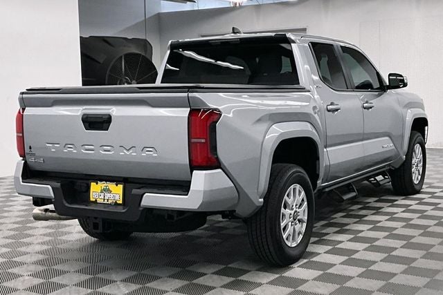 2025 Toyota Tacoma SR5 4x4 - Adaptive Cruise - Blind Spot Detection