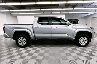 2025 Toyota Tacoma SR5 4x4 - Adaptive Cruise - Blind Spot Detection