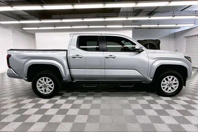 2025 Toyota Tacoma SR5 4x4 - Adaptive Cruise - Blind Spot Detection