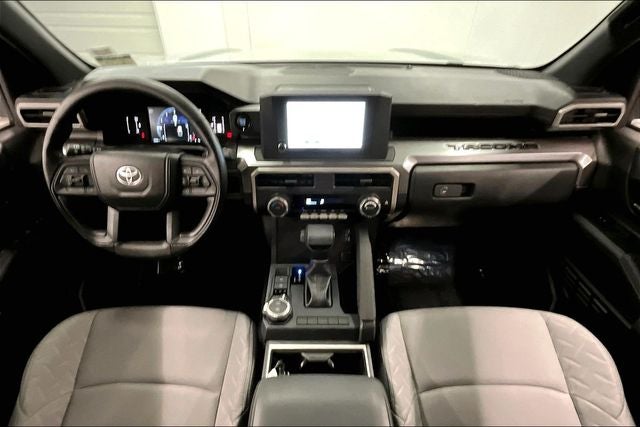 2025 Toyota Tacoma SR5 4x4 - Adaptive Cruise - Blind Spot Detection