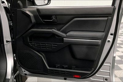 2025 Toyota Tacoma SR5 4x4 - Adaptive Cruise - Blind Spot Detection