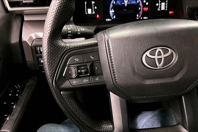 2025 Toyota Tacoma SR5 4x4 - Adaptive Cruise - Blind Spot Detection