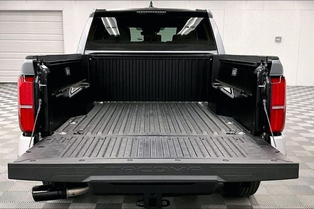 2025 Toyota Tacoma SR5 4x4 - Adaptive Cruise - Blind Spot Detection