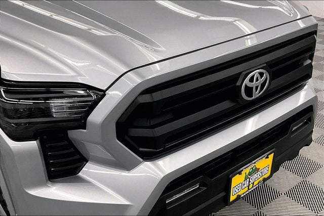 2025 Toyota Tacoma SR5 4x4 - Adaptive Cruise - Blind Spot Detection