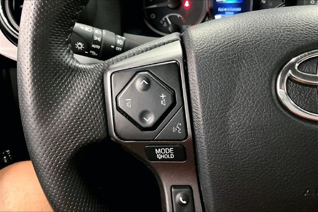 2021 Toyota Tacoma TRD Off-Road 4x4-Adaptive Cruise-Apple CarPlay/Android Auto