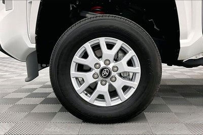 2025 Toyota Tacoma SR5 4x4 - Adaptive Cruise - Blind Spot Detection