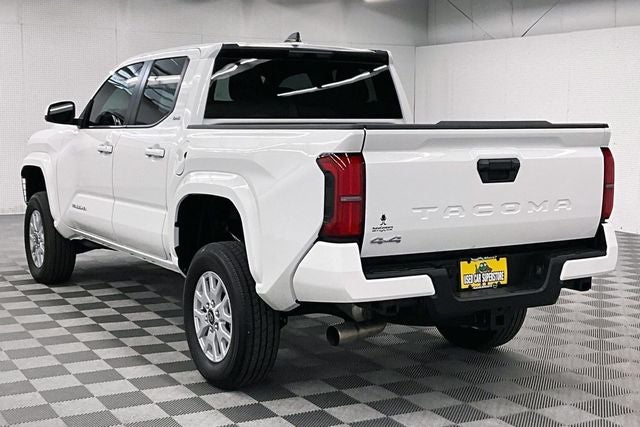 2025 Toyota Tacoma SR5 4x4 - Adaptive Cruise - Blind Spot Detection