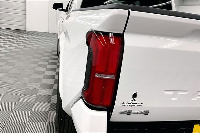 2025 Toyota Tacoma SR5 4x4 - Adaptive Cruise - Blind Spot Detection