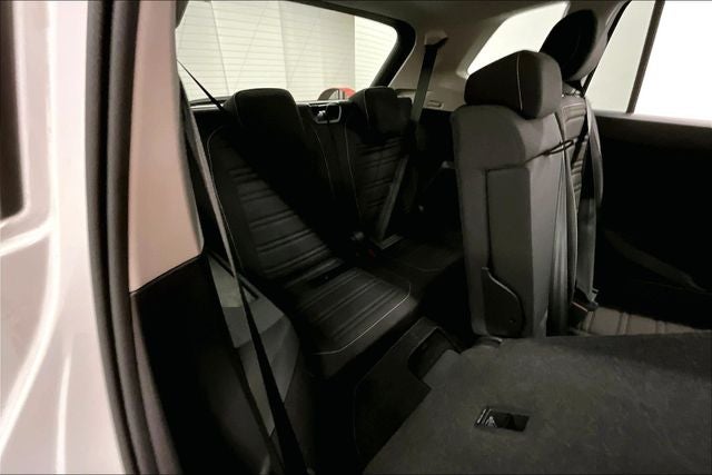 2022 Volkswagen Tiguan 2.0T S Heated Seats - Blind Spot Detection