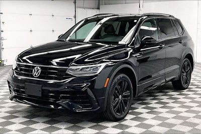 2022 Volkswagen Tiguan 2.0T SE R-Line Black AWD-Pano Roof-Adaptive Cruise-Htd Seats