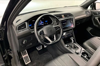 2022 Volkswagen Tiguan 2.0T SE R-Line Black AWD-Pano Roof-Adaptive Cruise-Htd Seats