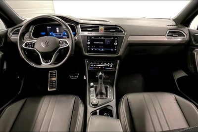 2022 Volkswagen Tiguan 2.0T SE R-Line Black AWD-Pano Roof-Adaptive Cruise-Htd Seats