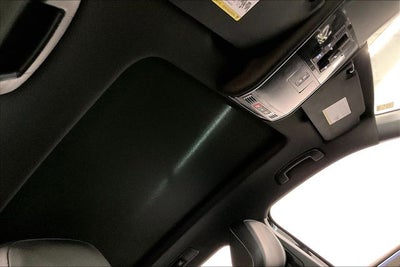 2022 Volkswagen Tiguan 2.0T SE R-Line Black AWD-Pano Roof-Adaptive Cruise-Htd Seats
