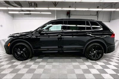 2024 Volkswagen Tiguan 2.0T SE R-Line Black