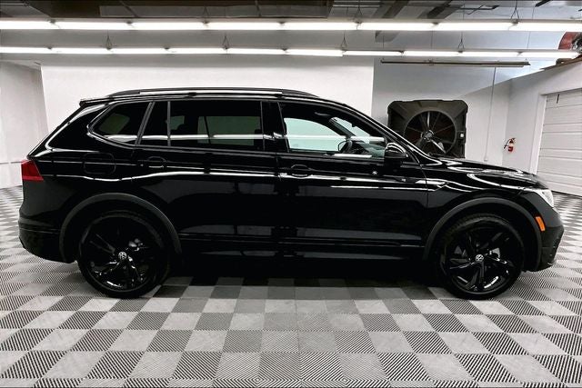 2024 Volkswagen Tiguan 2.0T SE R-Line Black