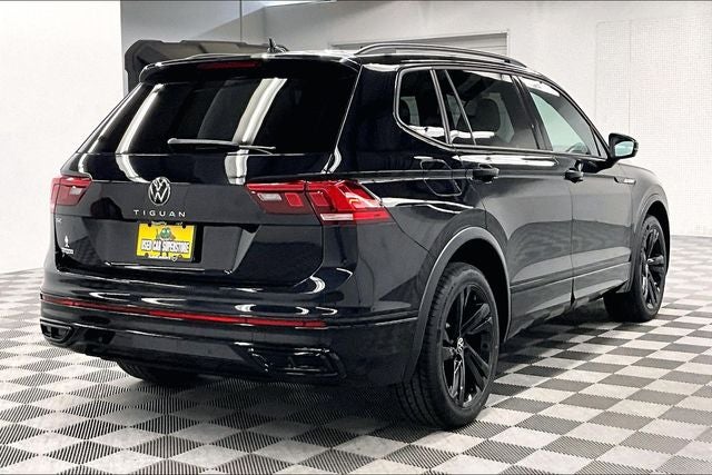 2023 Volkswagen Tiguan 2.0T SE R-Line Black