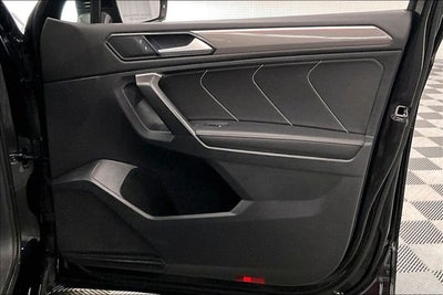 2023 Volkswagen Tiguan 2.0T SE R-Line Black