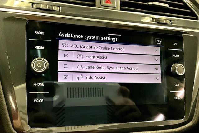 2023 Volkswagen Tiguan 2.0T SE R-Line Black