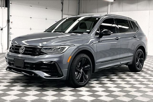 2023 Volkswagen Tiguan 2.0T SE R-Line Black