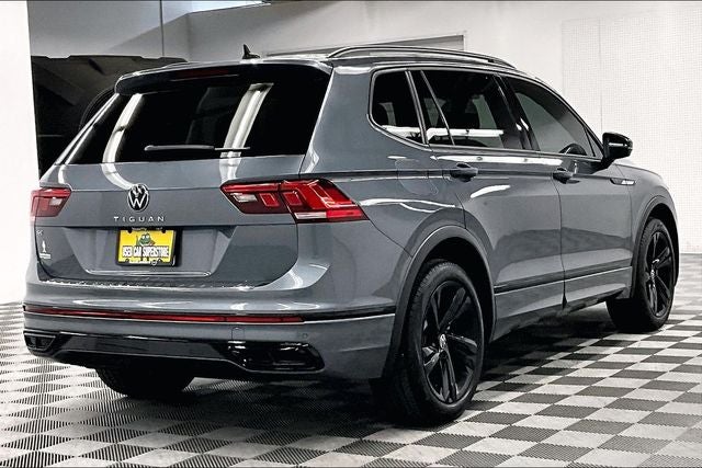 2023 Volkswagen Tiguan 2.0T SE R-Line Black